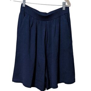 St. John Collection Navy Santana Knit Bermuda Shorts resort wear classic USA 8